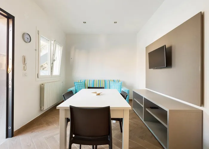 Apartment Absolute *