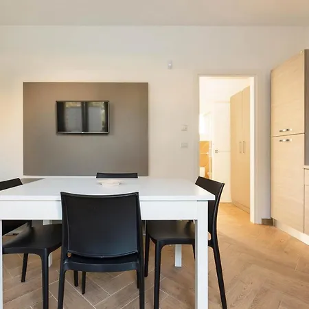 Absolute Apartman *